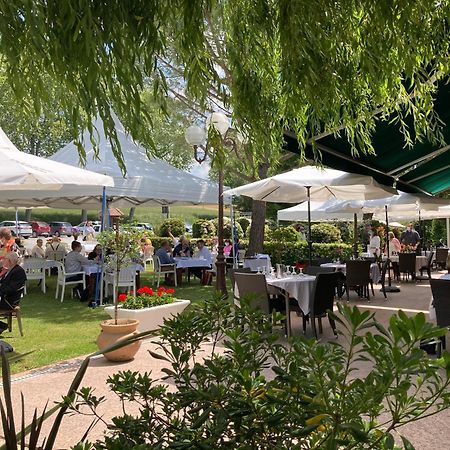 Logis Hotel Et Restaurant La Bombardiere Cuq-Toulza Εξωτερικό φωτογραφία