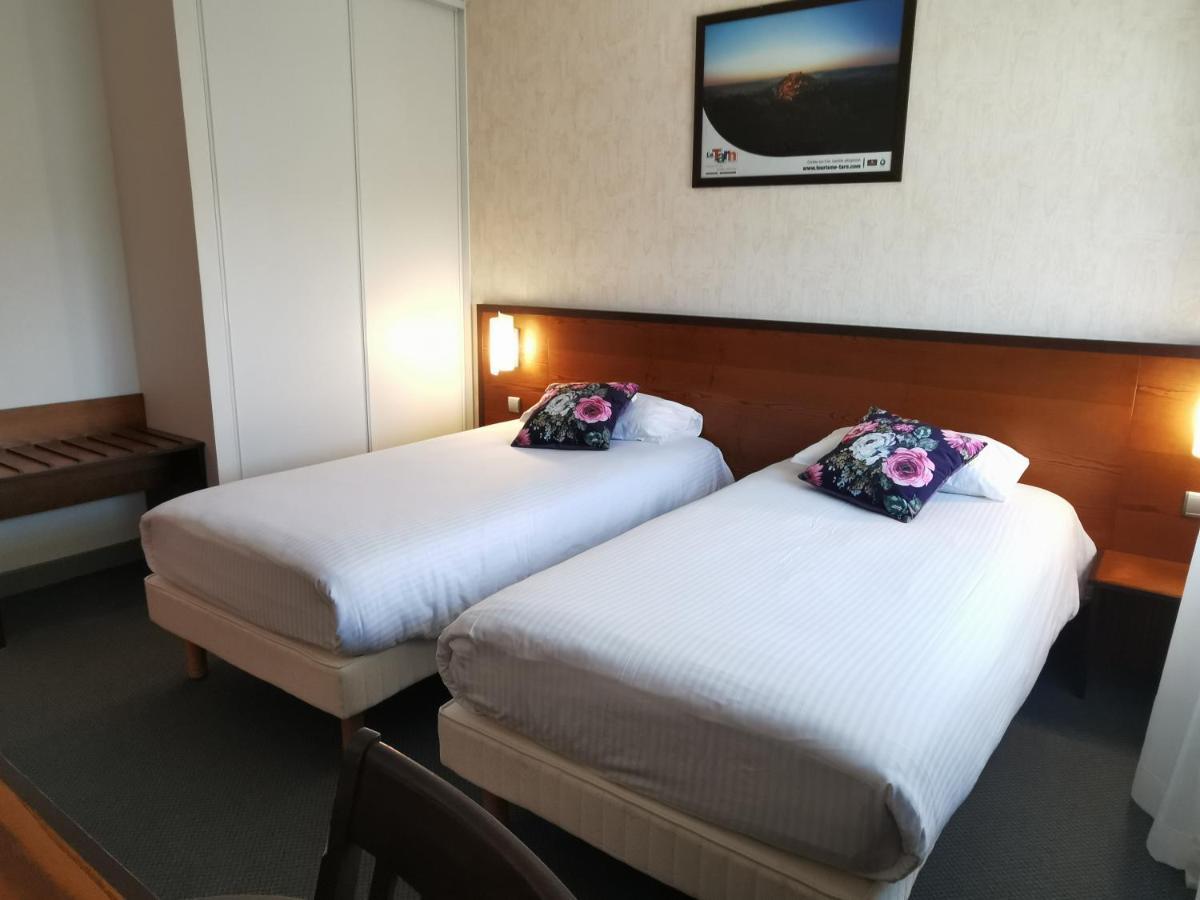 Logis Hotel Et Restaurant La Bombardiere Cuq-Toulza Εξωτερικό φωτογραφία